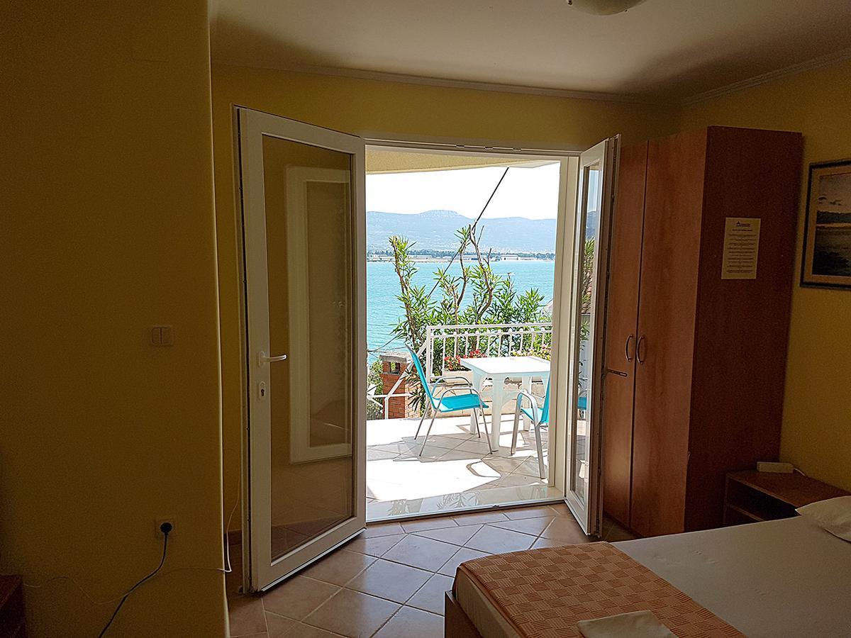 Antonio Apartments Trogir Exterior photo